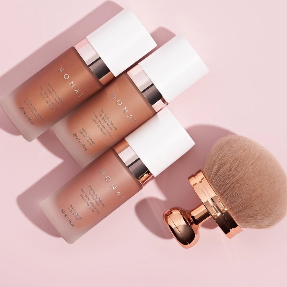 Monat Body Luminizers and Kabuki Brush Set